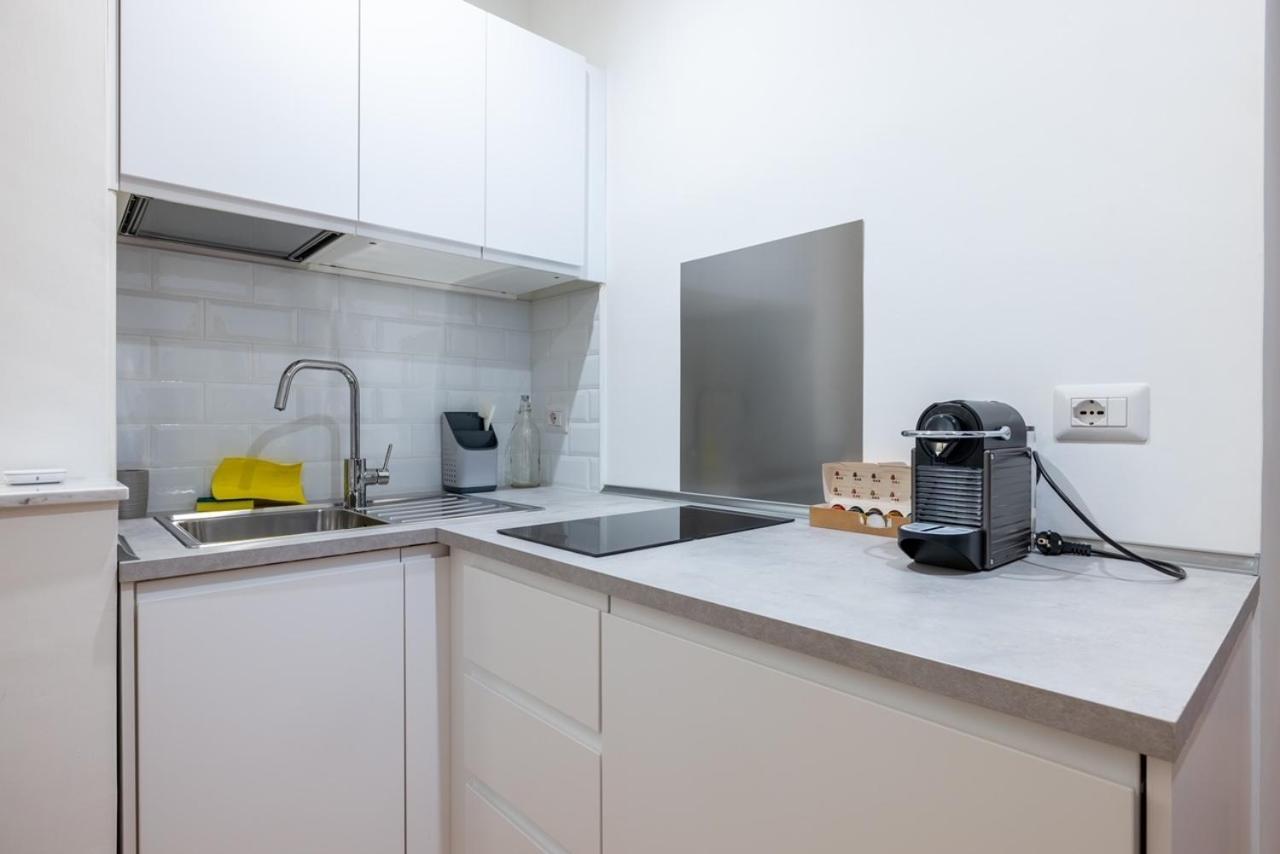 Elle Cavour Apartment Rome Bagian luar foto